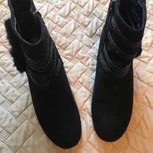 Size 5 girls black boots
